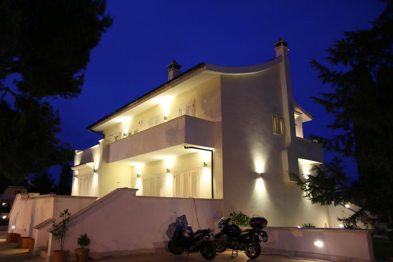 Casa Torre Di Specchio 2 Con Piscina Bari Exterior foto